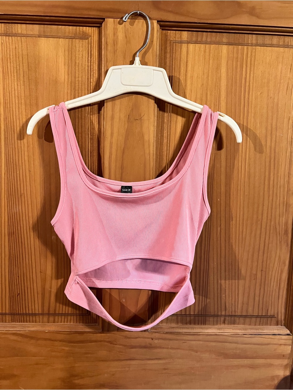 SHEIN Pink Ribbed Cutout Crop Tank